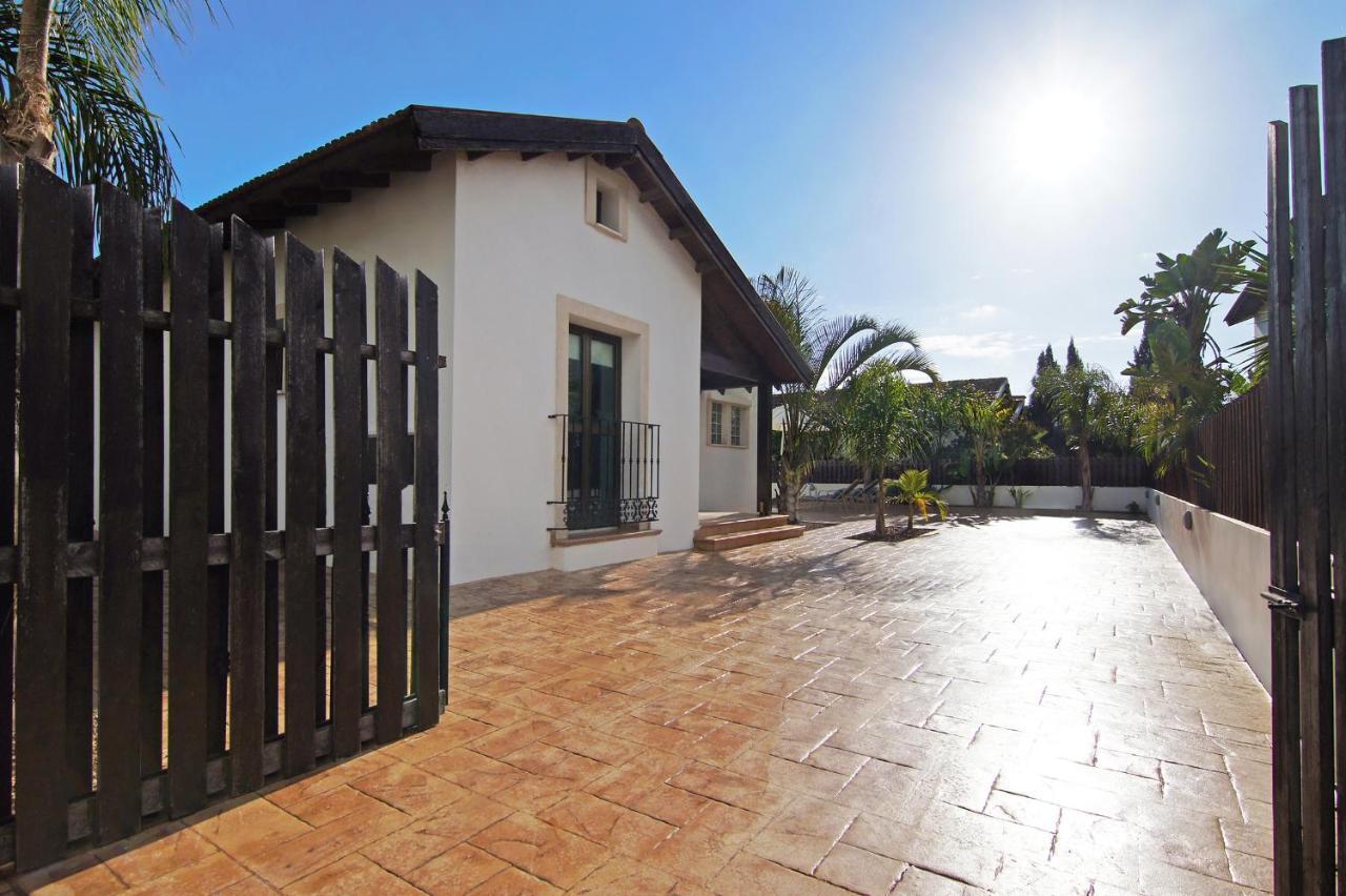 Villa Merry Agia Napa Exterior foto