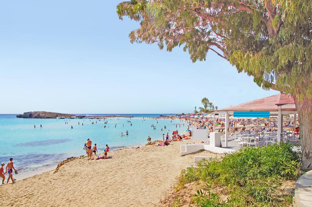 Villa Merry Agia Napa Exterior foto